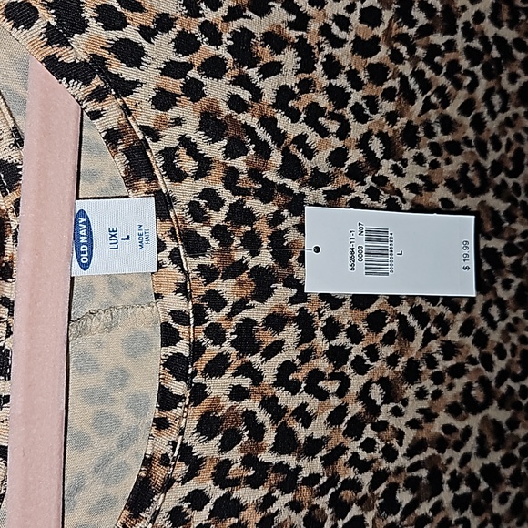 NWT Old Navy L Long Tank Animal Print MISPLACED THIS CURRENTLY NOT FOR SALE - Picture 3 of 3